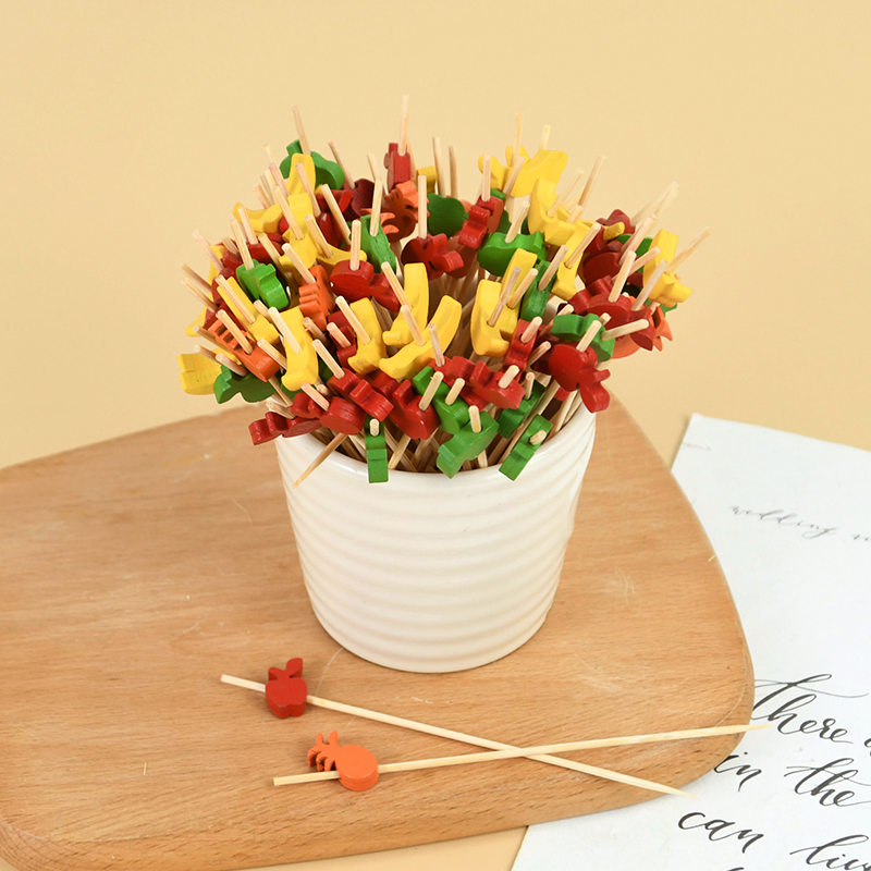 50/100pcs Cute Bear Heart Bead - Centerpiece Stick review and price
